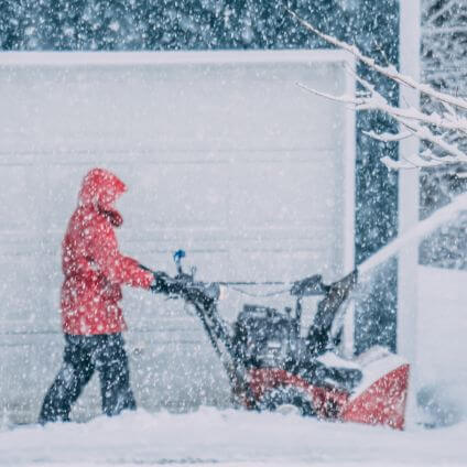 snowblowing driveway